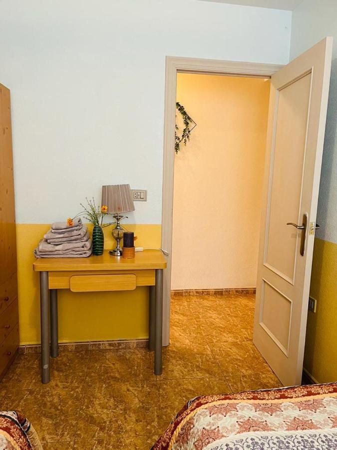 Beachfront Apartment With A Private Garden On The Ground Floor Монкофар Экстерьер фото